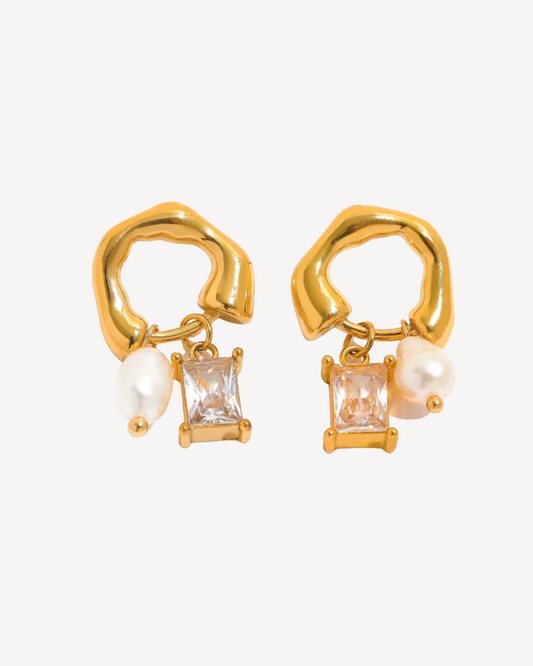 Claudia Freshwater Pearl Earrings